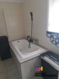 Dom wolno stojący w pobliżu Krosna Odrz.